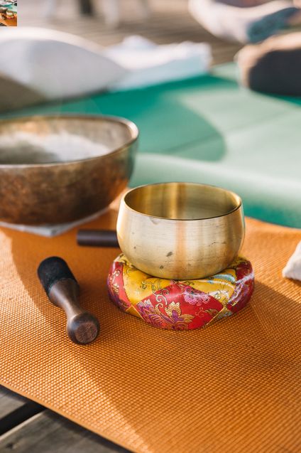 singing-tibetan-bowls-aesthetic